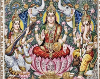 Mahalaxmi Saraswati and Ganeshji in Lippan Art 1 H D resize 1